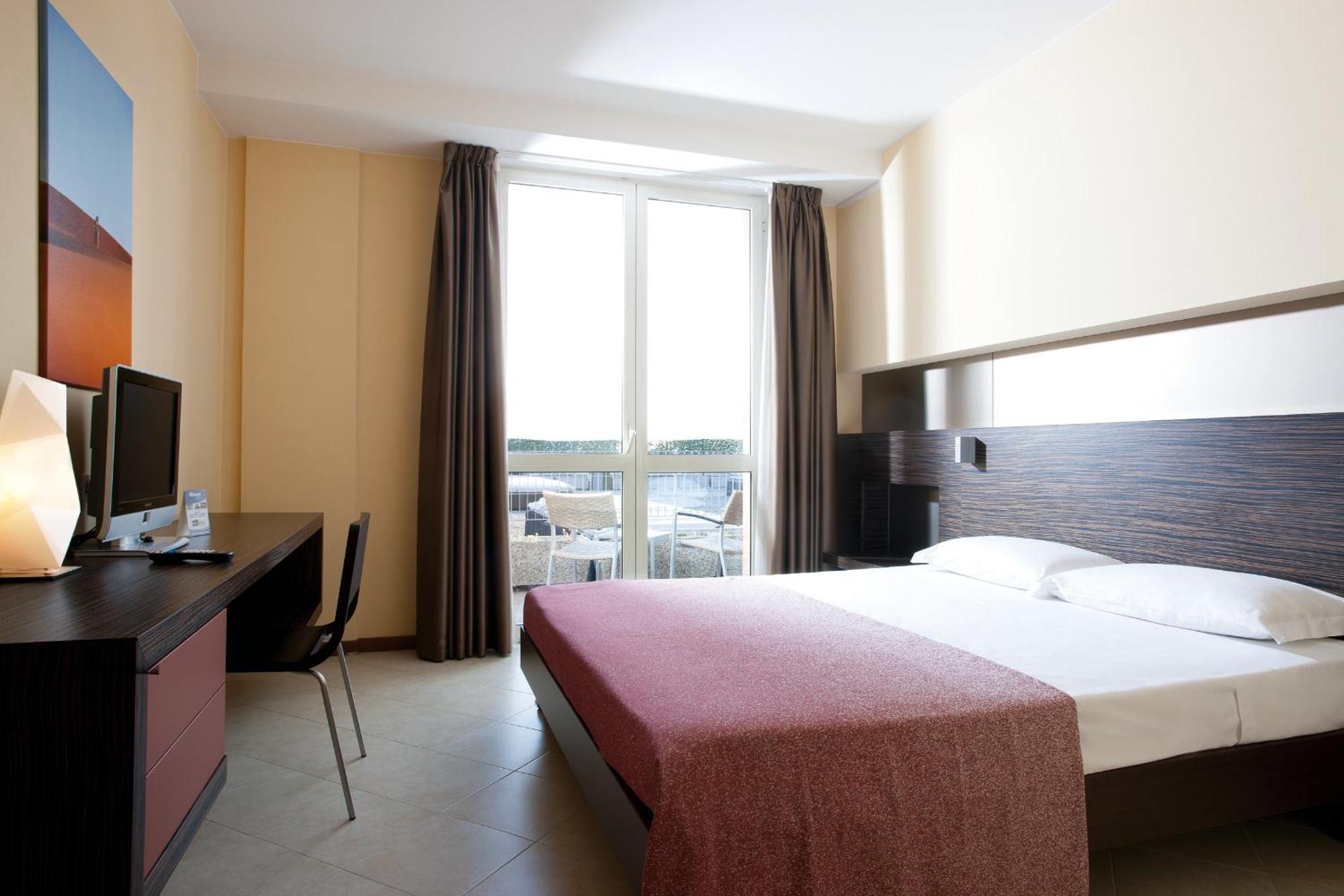 Hotel Rosso Frizzante Sorbara Esterno foto