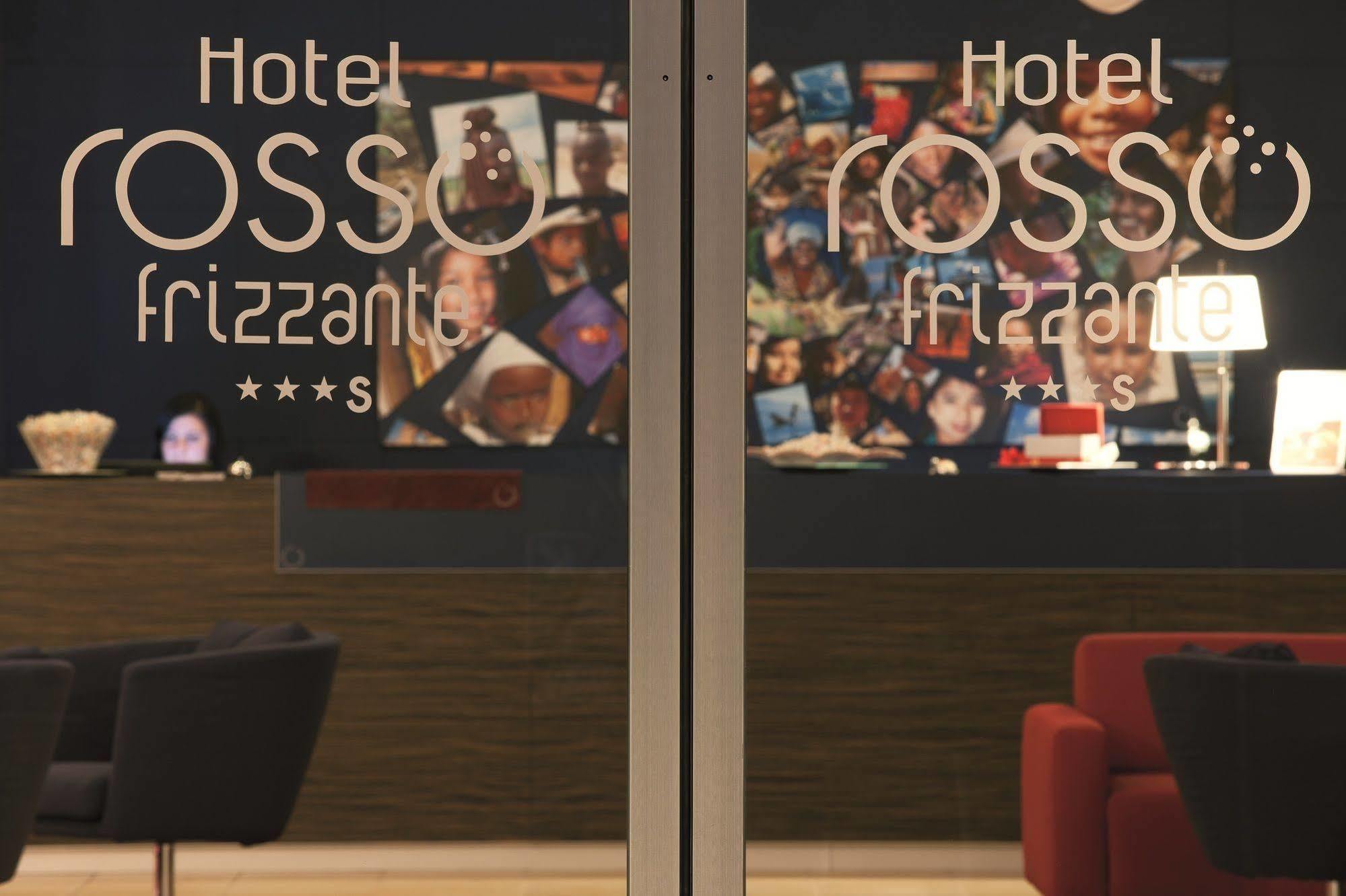 Hotel Rosso Frizzante Sorbara Esterno foto