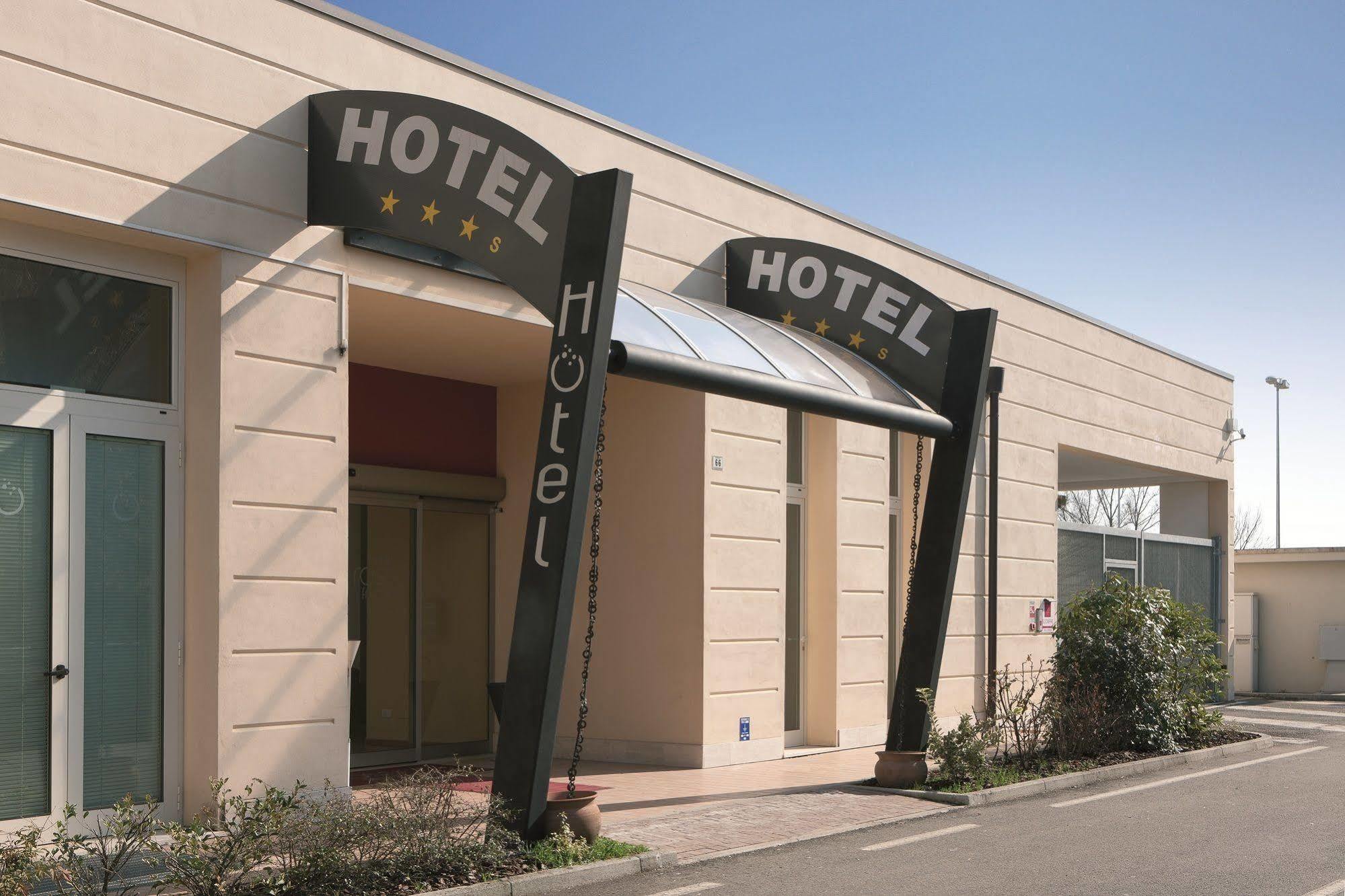 Hotel Rosso Frizzante Sorbara Esterno foto